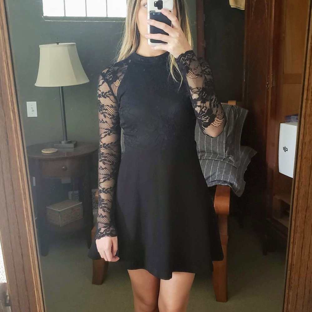 Lulus Black Mock Neck Long Sleeve Lace Dress
